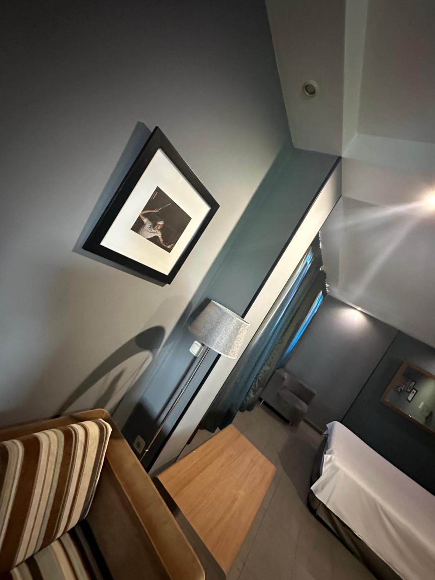 Athina Airport Hotel Терми Екстериор снимка